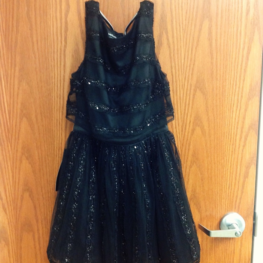BEBE NWT DRESS SIZE 2